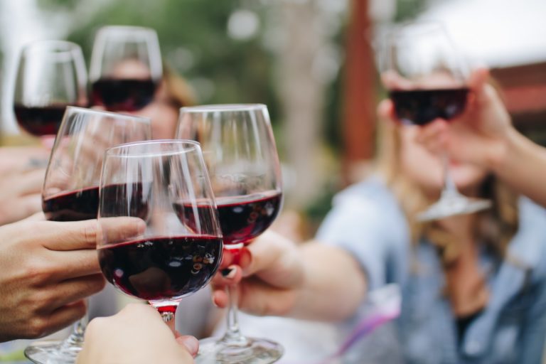 Enjoy wine tasting on your Temecula spring break vacation